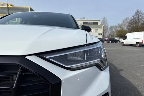 PX74XZC Audi Q3 Black Edition 35 TFSI  150 PS S tronic Thumbnail #26