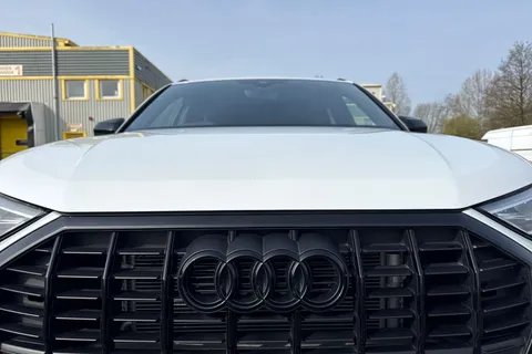 PX74XZC Audi Q3 Black Edition 35 TFSI  150 PS S tronic Thumbnail #28