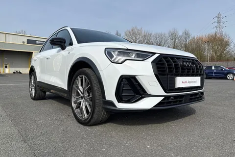 PX74XZC Audi Q3 Black Edition 35 TFSI  150 PS S tronic Thumbnail #29