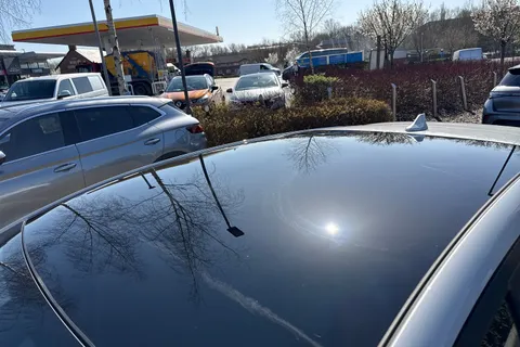  BYD Dolphin 60.48kWh Design Auto 5dr Thumbnail #26