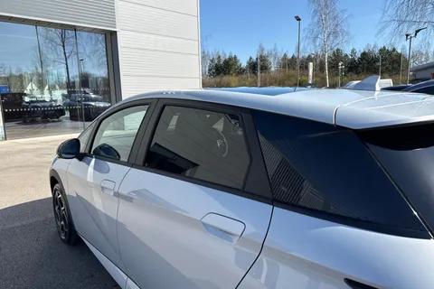  BYD Dolphin 60.48kWh Design Auto 5dr Thumbnail #28