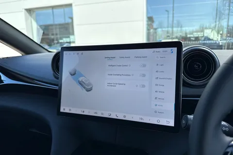  BYD Dolphin 60.48kWh Design Auto 5dr Thumbnail #43