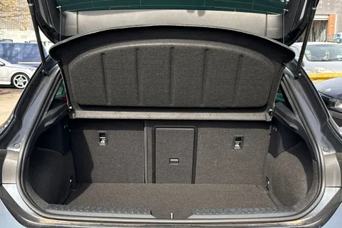 7 of 45 for CUPRA Leon 1.5 TSI V2 Euro 6 (s/s) 5dr