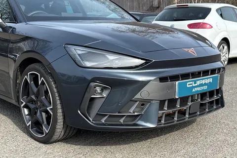 9 of 45 for CUPRA Leon 1.5 TSI V2 Euro 6 (s/s) 5dr