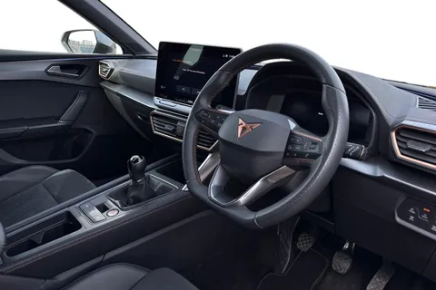 14 of 45 for CUPRA Leon 1.5 TSI V2 Euro 6 (s/s) 5dr