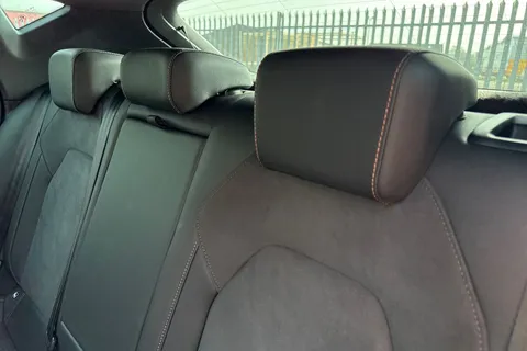 19 of 45 for CUPRA Leon 1.5 TSI V2 Euro 6 (s/s) 5dr