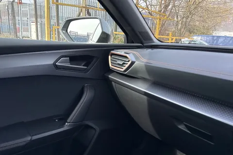 33 of 45 for CUPRA Leon 1.5 TSI V2 Euro 6 (s/s) 5dr