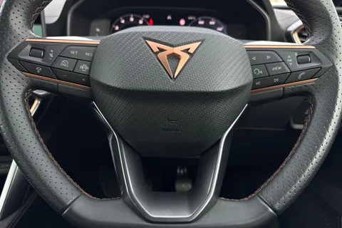 39 of 45 for CUPRA Leon 1.5 TSI V2 Euro 6 (s/s) 5dr