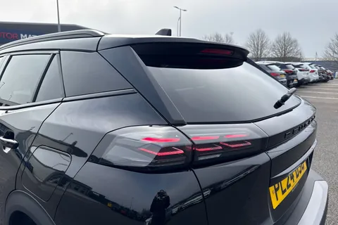 PL24DSO PEUGEOT 2008 1.2 PureTech GT EAT Euro 6 (s/s) 5dr Thumbnail #32