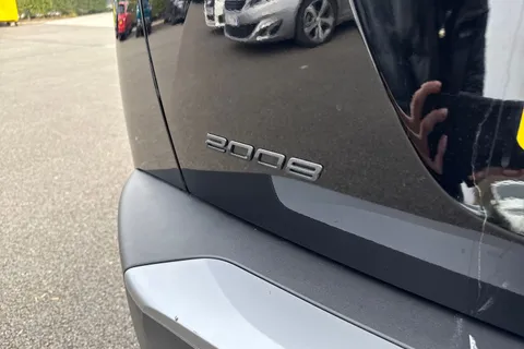 PL24DSO PEUGEOT 2008 1.2 PureTech GT EAT Euro 6 (s/s) 5dr Thumbnail #34