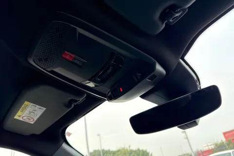 PL24DSO PEUGEOT 2008 1.2 PureTech GT EAT Euro 6 (s/s) 5dr Thumbnail #60