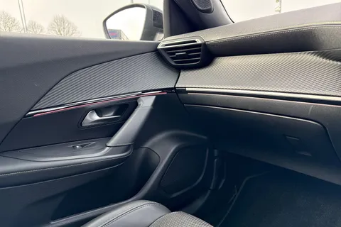 PL24DSO PEUGEOT 2008 1.2 PureTech GT EAT Euro 6 (s/s) 5dr Thumbnail #62