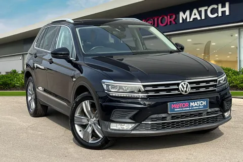 GY66YMK Volkswagen Tiguan 2.0 TDI BlueMotion Tech SEL 4Motion Euro 6 (s/s) 5dr Thumbnail #2