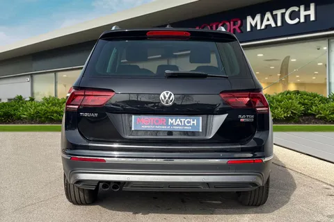 GY66YMK Volkswagen Tiguan 2.0 TDI BlueMotion Tech SEL 4Motion Euro 6 (s/s) 5dr Thumbnail #5