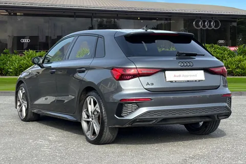 PF23FET Audi A3 Sportback MY23.5 Black Edition 35 TFSI  150 PS 6-speed Thumbnail #3