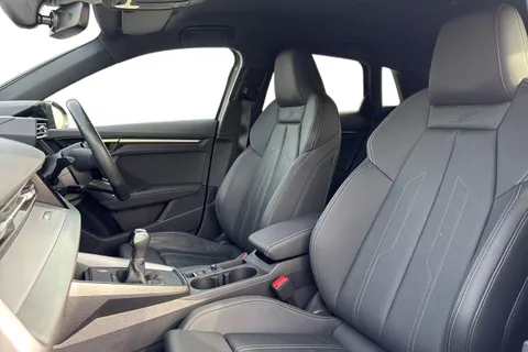 PF23FET Audi A3 Sportback MY23.5 Black Edition 35 TFSI  150 PS 6-speed Thumbnail #12