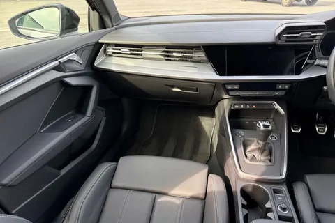 PF23FET Audi A3 Sportback MY23.5 Black Edition 35 TFSI  150 PS 6-speed Thumbnail #16