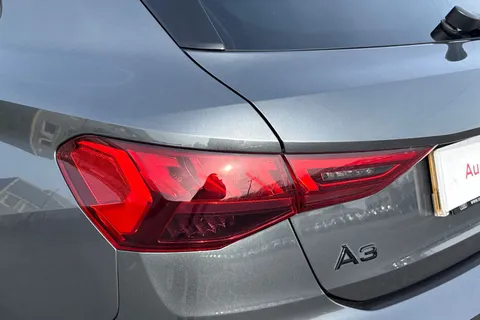 PF23FET Audi A3 Sportback MY23.5 Black Edition 35 TFSI  150 PS 6-speed Thumbnail #17