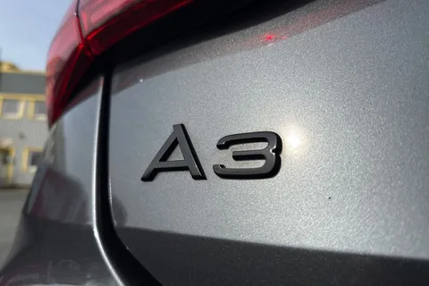 PF23FET Audi A3 Sportback MY23.5 Black Edition 35 TFSI  150 PS 6-speed Thumbnail #36