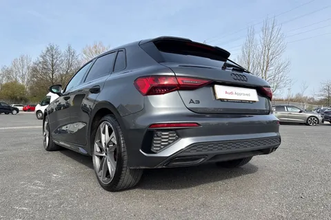 PF23FET Audi A3 Sportback MY23.5 Black Edition 35 TFSI  150 PS 6-speed Thumbnail #37