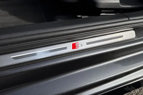 PF23FET Audi A3 Sportback MY23.5 Black Edition 35 TFSI  150 PS 6-speed Thumbnail #40