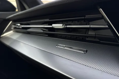 PF23FET Audi A3 Sportback MY23.5 Black Edition 35 TFSI  150 PS 6-speed Thumbnail #44