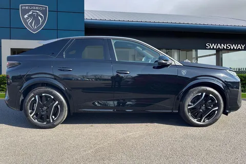 3 of 67 for PEUGEOT E-3008 73kWh GT Auto 5dr