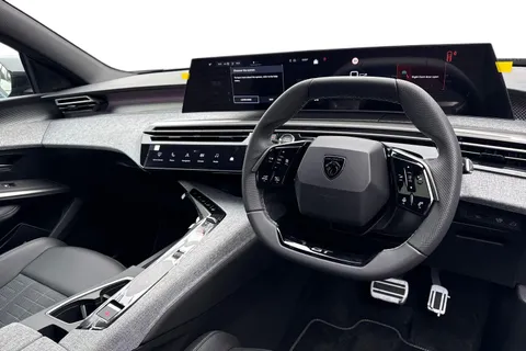 13 of 67 for PEUGEOT E-3008 73kWh GT Auto 5dr