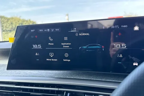 16 of 67 for PEUGEOT E-3008 73kWh GT Auto 5dr