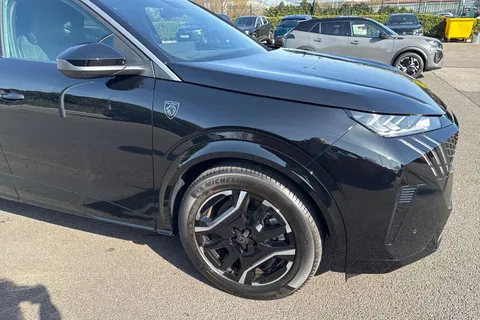 35 of 67 for PEUGEOT E-3008 73kWh GT Auto 5dr