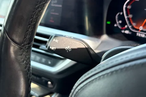 YC71FCD BMW 3 Series 2.0 318i M Sport Auto Euro 6 (s/s) 4dr Thumbnail #51