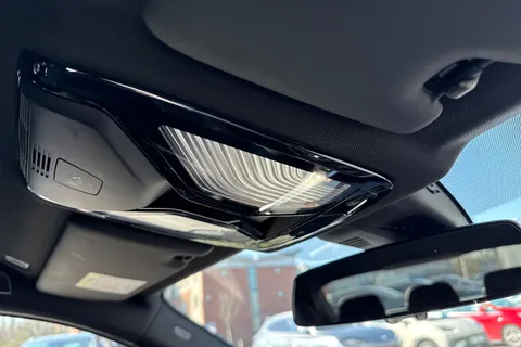 YC71FCD BMW 3 Series 2.0 318i M Sport Auto Euro 6 (s/s) 4dr Thumbnail #55