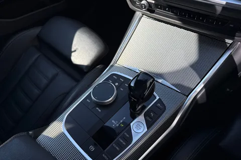 YC71FCD BMW 3 Series 2.0 318i M Sport Auto Euro 6 (s/s) 4dr Thumbnail #56