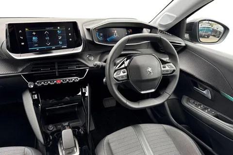 18 of 67 for PEUGEOT e-208 50kWh Allure Premium Auto 5dr