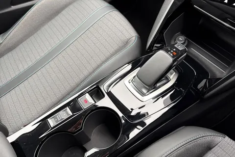 23 of 67 for PEUGEOT e-208 50kWh Allure Premium Auto 5dr