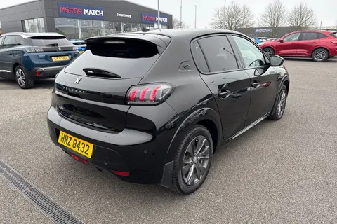 33 of 67 for PEUGEOT e-208 50kWh Allure Premium Auto 5dr