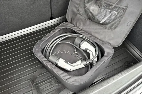 34 of 67 for PEUGEOT e-208 50kWh Allure Premium Auto 5dr