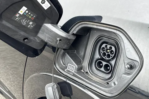 35 of 67 for PEUGEOT e-208 50kWh Allure Premium Auto 5dr