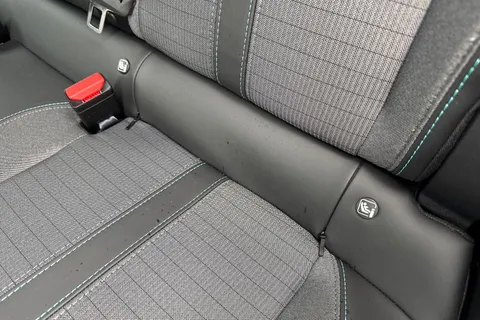 37 of 67 for PEUGEOT e-208 50kWh Allure Premium Auto 5dr