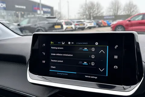 49 of 67 for PEUGEOT e-208 50kWh Allure Premium Auto 5dr