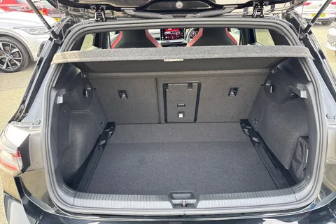 DC24ZDX Volkswagen Golf 2.0 TSI 265 GTI 5dr DSG Thumbnail #7