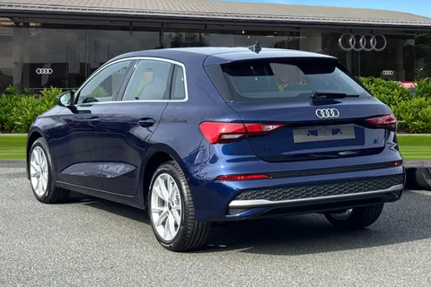  Audi A3 1.5 TFSIe Sport Sportback S Tronic Euro 6 (s/s) 5dr 17.9kWh Thumbnail #3