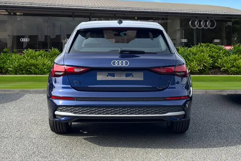  Audi A3 1.5 TFSIe Sport Sportback S Tronic Euro 6 (s/s) 5dr 17.9kWh Thumbnail #5