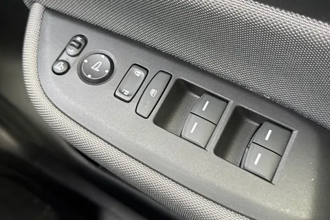 PO72YXG Honda Jazz 1.5 i-MMD Hybrid Crosstar EX 5dr eCVT Thumbnail #34