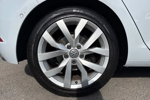 13 of 61 for Volkswagen Golf 1.5 TSI SE Nav EVO 130PS 5Dr ⭐17' Karlskoga Alloys, Park Assist⭐