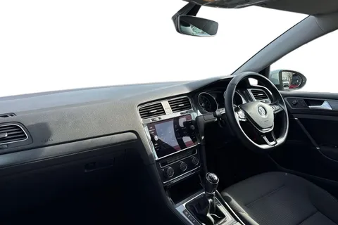 15 of 61 for Volkswagen Golf 1.5 TSI SE Nav EVO 130PS 5Dr ⭐17' Karlskoga Alloys, Park Assist⭐