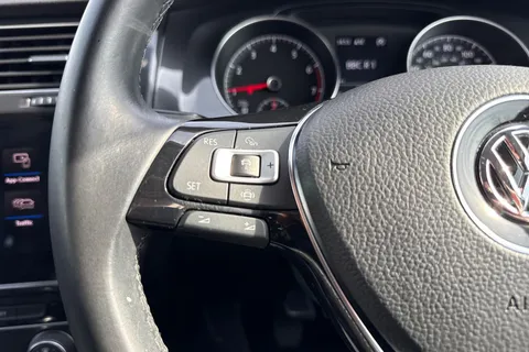 45 of 61 for Volkswagen Golf 1.5 TSI SE Nav EVO 130PS 5Dr ⭐17' Karlskoga Alloys, Park Assist⭐