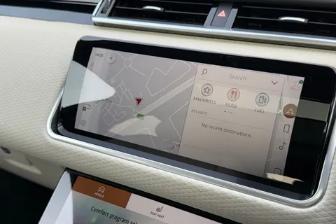 12 of 47 for Land Rover Range Rover Velar 2.0 D200 Velar Edition 5dr