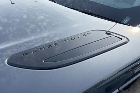 29 of 47 for Land Rover Range Rover Velar 2.0 D200 Velar Edition 5dr