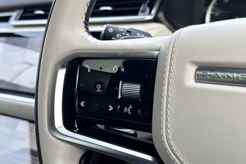 33 of 47 for Land Rover Range Rover Velar 2.0 D200 Velar Edition 5dr